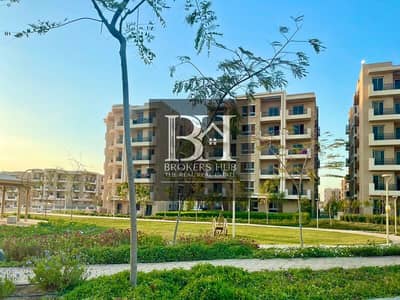 شقه للبيع فى التجمع الاول داخل كمبوند تاج سيتى Apartment for sale in the First Settlement within the Taj City Compound.