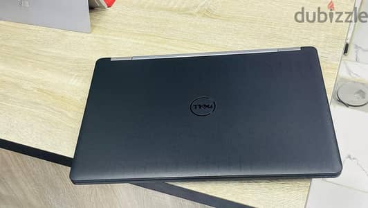 DELL Latitude E 5570