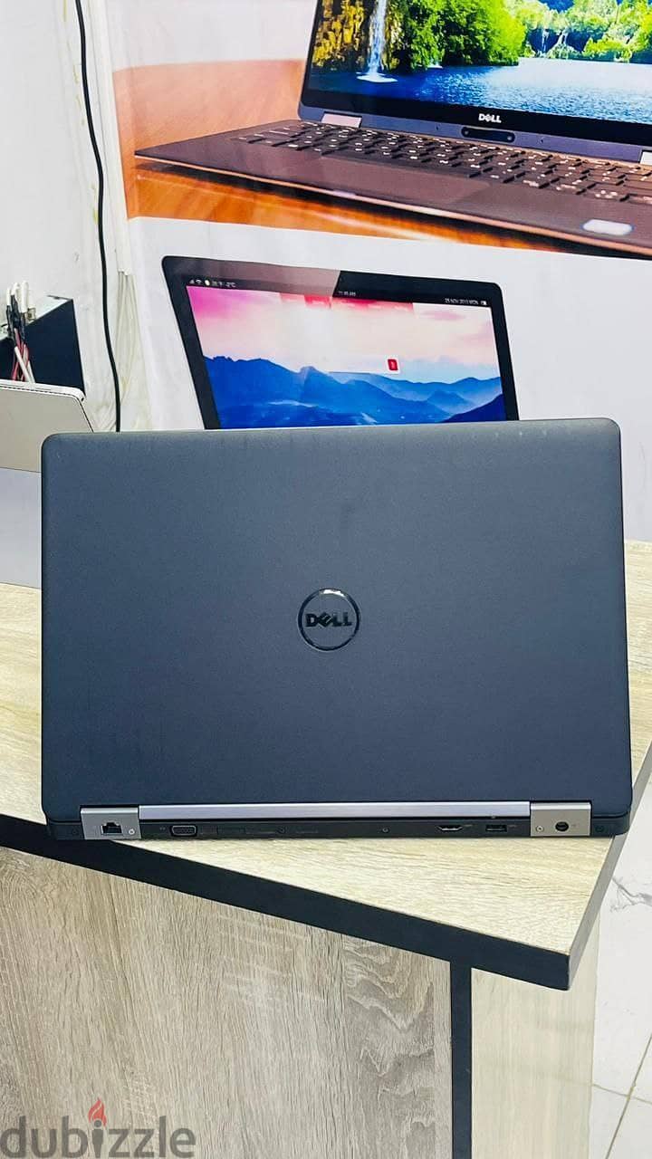 DELL Latitude E 5570 1