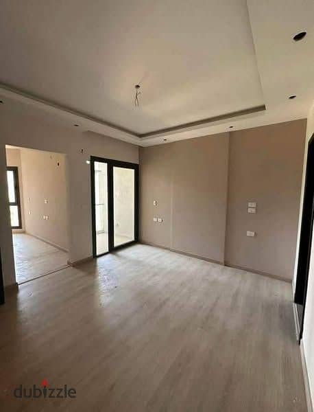 Apartment in the Fifth Settlement, finished and ready for viewing, 171 m, for sale 0