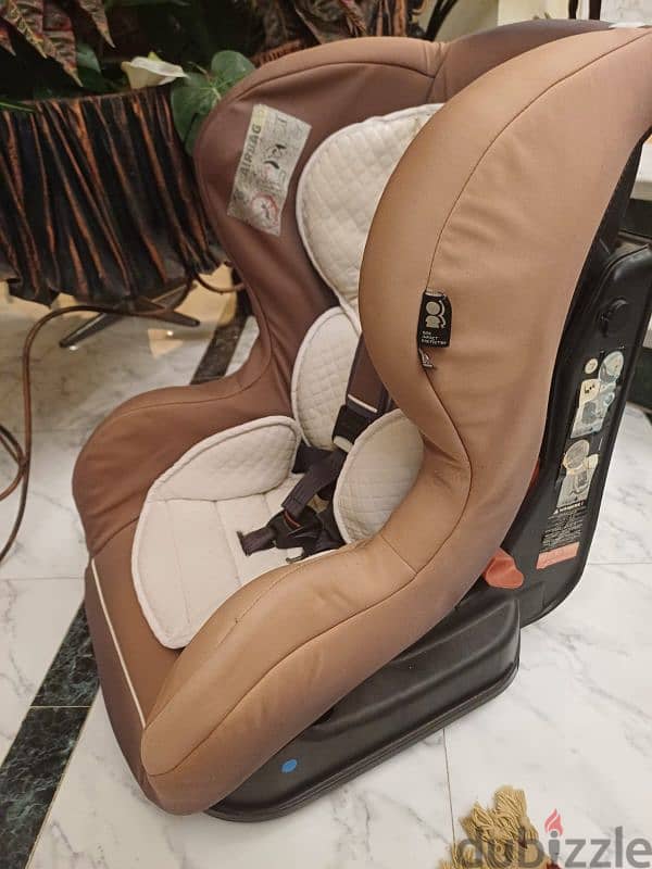 car seat and baby walker (2 items) 4