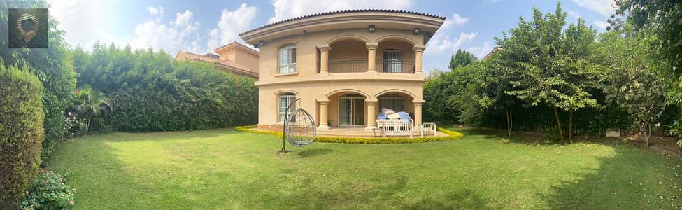 villa with ultra super deluxe finishing in Madinaty View Garden