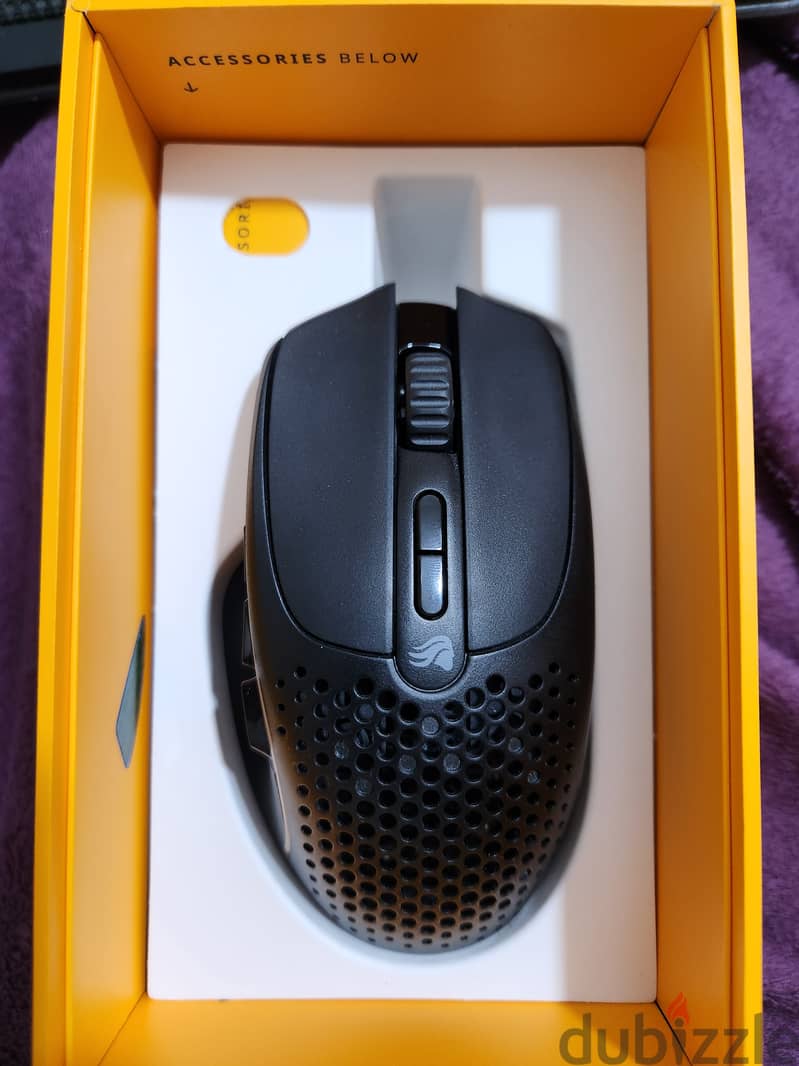 Glorious Model I 2 Wireless Gaming Mouse 1