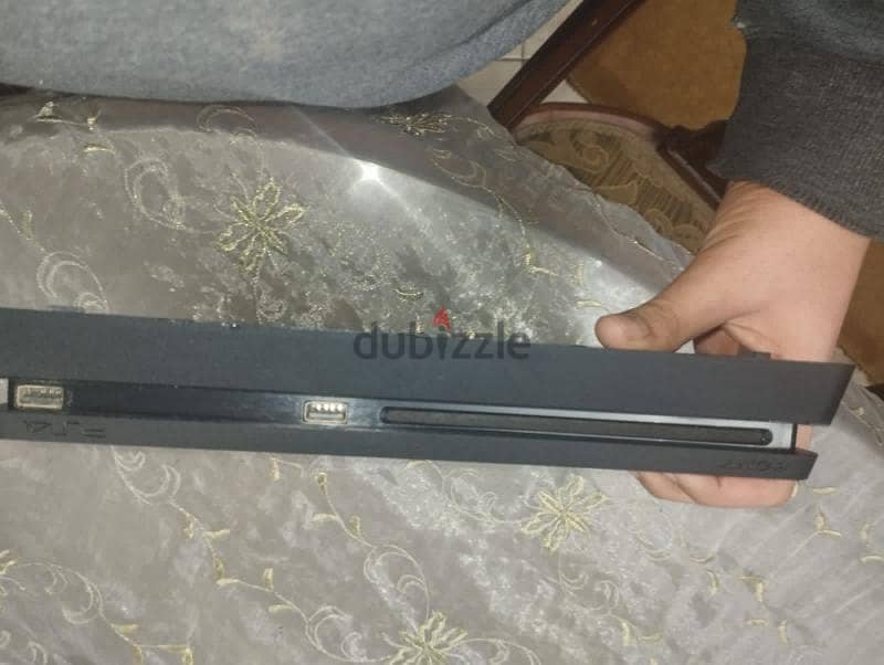 playstation 4 slim 6