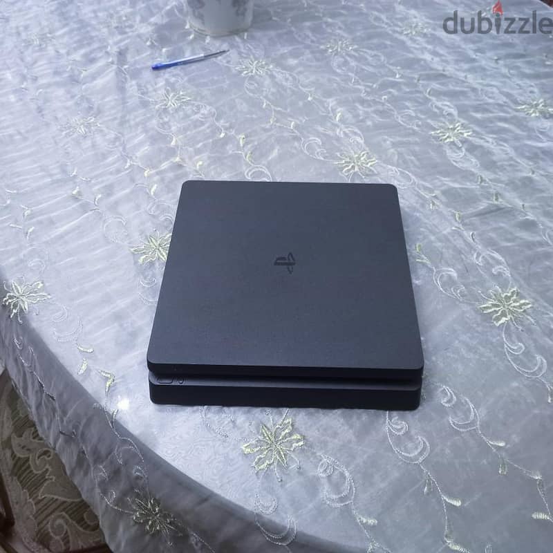 playstation 4 slim 9