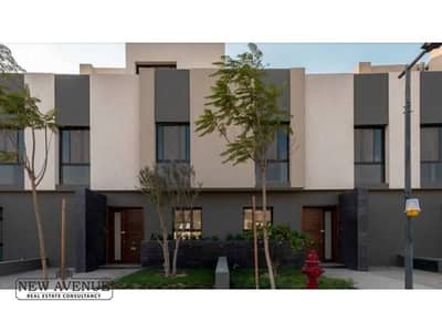 Fully finished town house 200m by installments in phase aquila in al burouj city al shorouk city