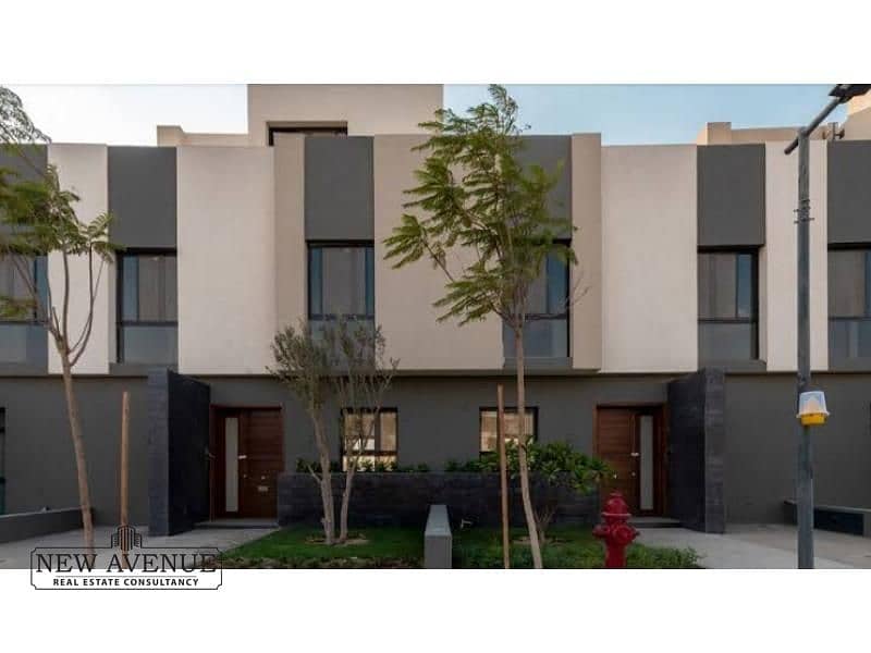 Fully finished town house 200m by installments in phase aquila in al burouj city al shorouk city 0