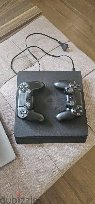 Playstation 4 Slim 512 G 1