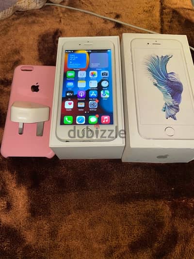 iphone 6S white 64GB   اسكرين بالعلبه والشاحن بحاله ممتازه