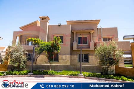 Own a twin house in Alex West with a sea view