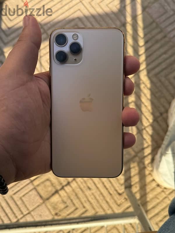 آيفون 11 pro 1