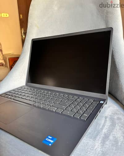 Dell Vostro 3520 - Core i5 | Excellent Condition