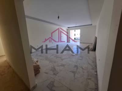 Apartment for sale, 220 sqm, super luxurious finishing, 3 rooms, in Narges, Fifth Settlement