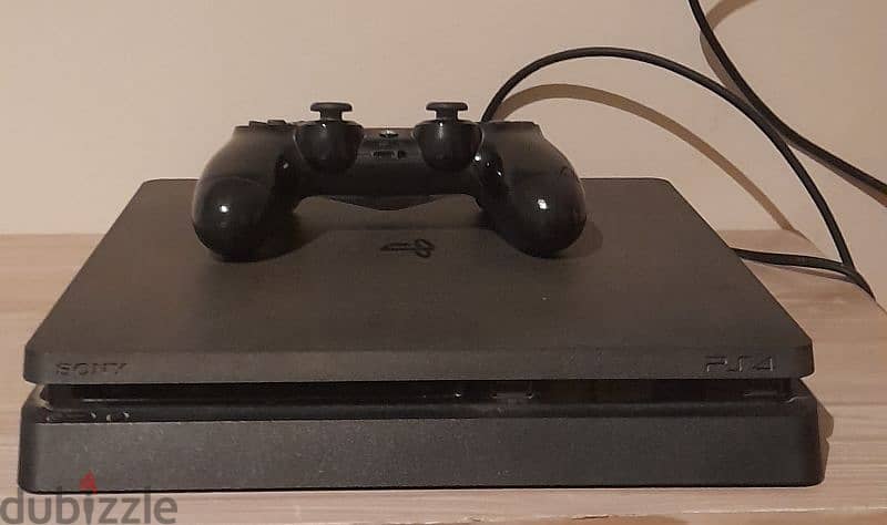 Playstation 4 slim 0