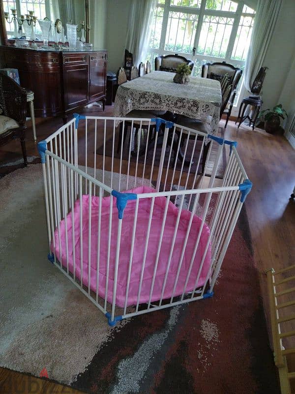 Child cage 1