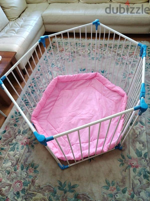 Child cage 2