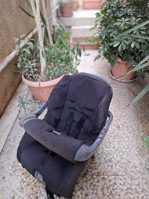 car seat /carry car/stroller 10