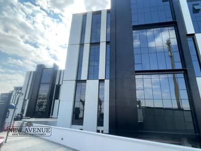 Corner admin office 125m at Hyde Park for rent