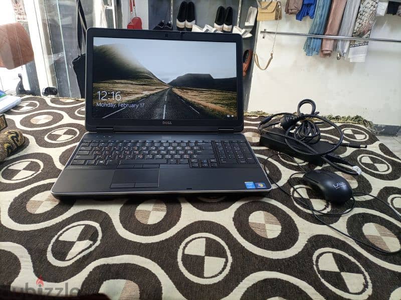 Dell latitude E6540 1