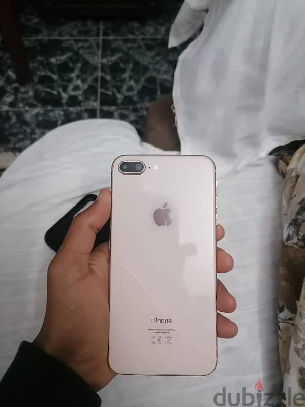 iPhone 8 Plus 0