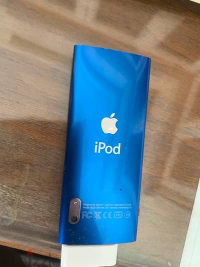 ipod and camera 16gb ايبود و كاميرا