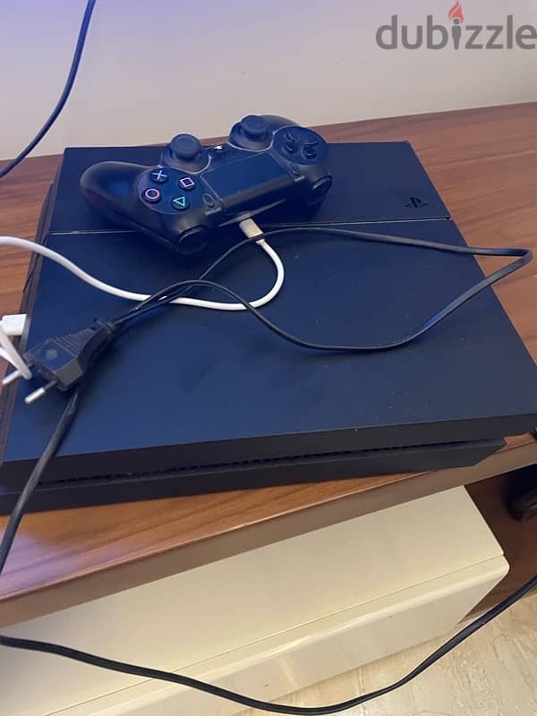 ps 4 good condition 3