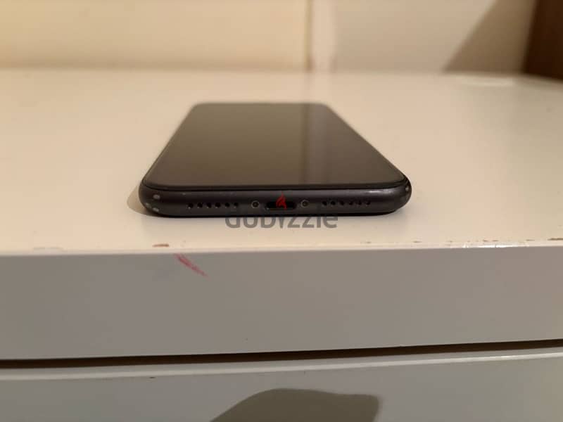 iphone 11 for sale very nice condition 1