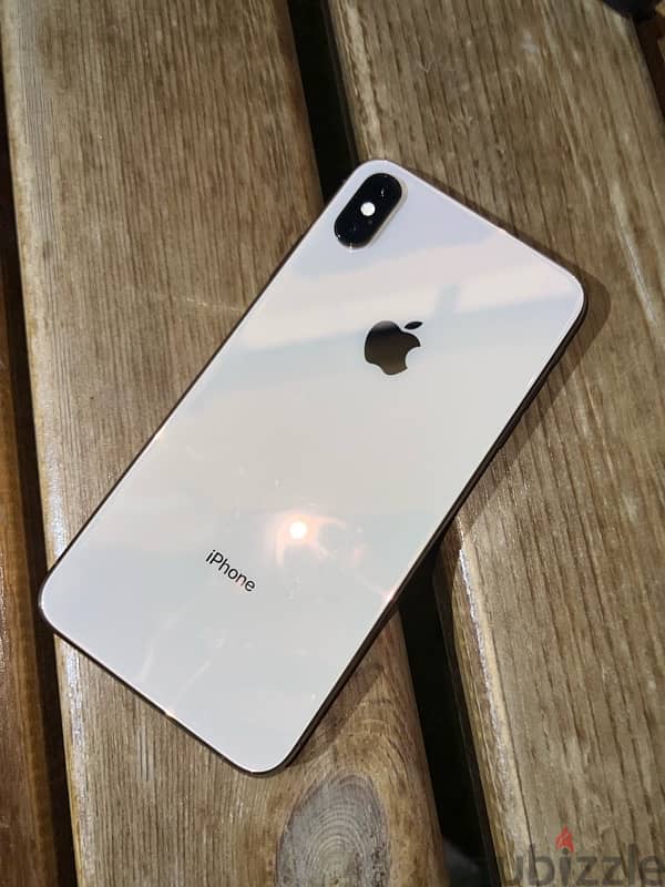 xs max 4