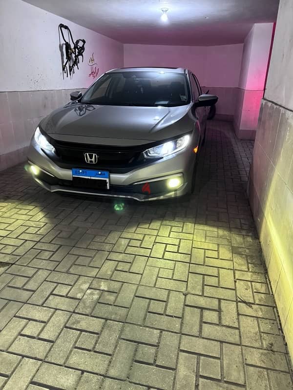 Honda Civic 2021 1.5 Turbo 0