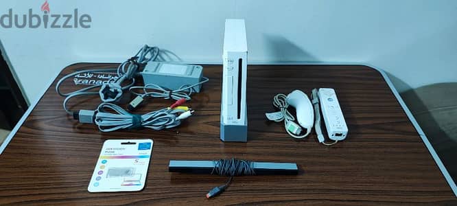 Nintendo Wii White جهاز نينتندو وي أبيض حالة ممتازة بمشتملاته الاصلية