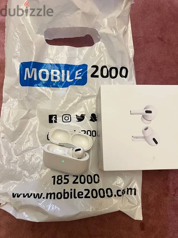 Airpods pro 1 Gen.  سماعات ايربودز (فرده يمين)اصلي بالعلبه وارد الكويت 2