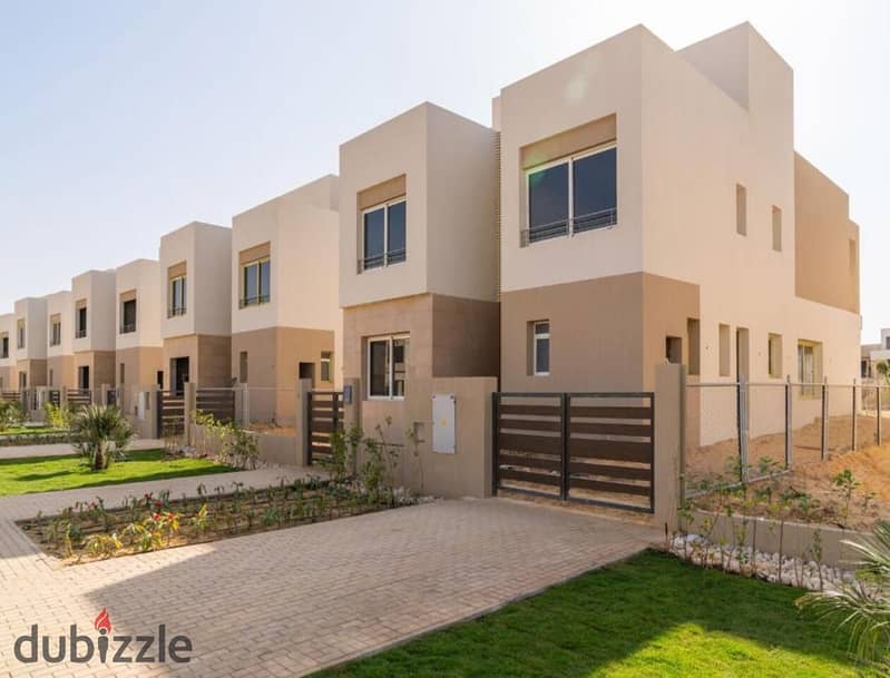 Attractive Price Ready to Move Resale Standalone Villa in The Crown Beside New Giza 0