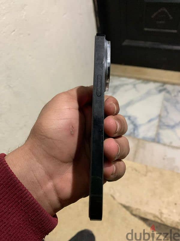 iPhone 14 Pro black 2