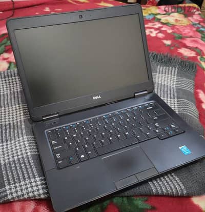 Dell latitude e5440 رام 16 و بروسيسور عالي وضمان شهر