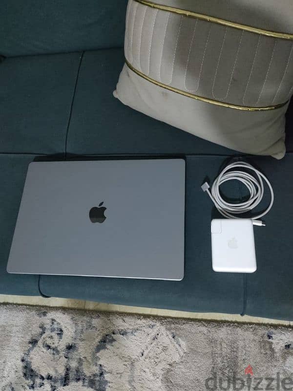 MacBook Pro M1 Max 16 inch Ram 64 تم تنزيل السعر لسرعة البيع 4