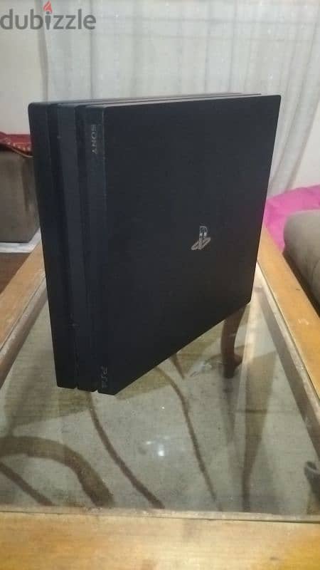 PS4 pro 3