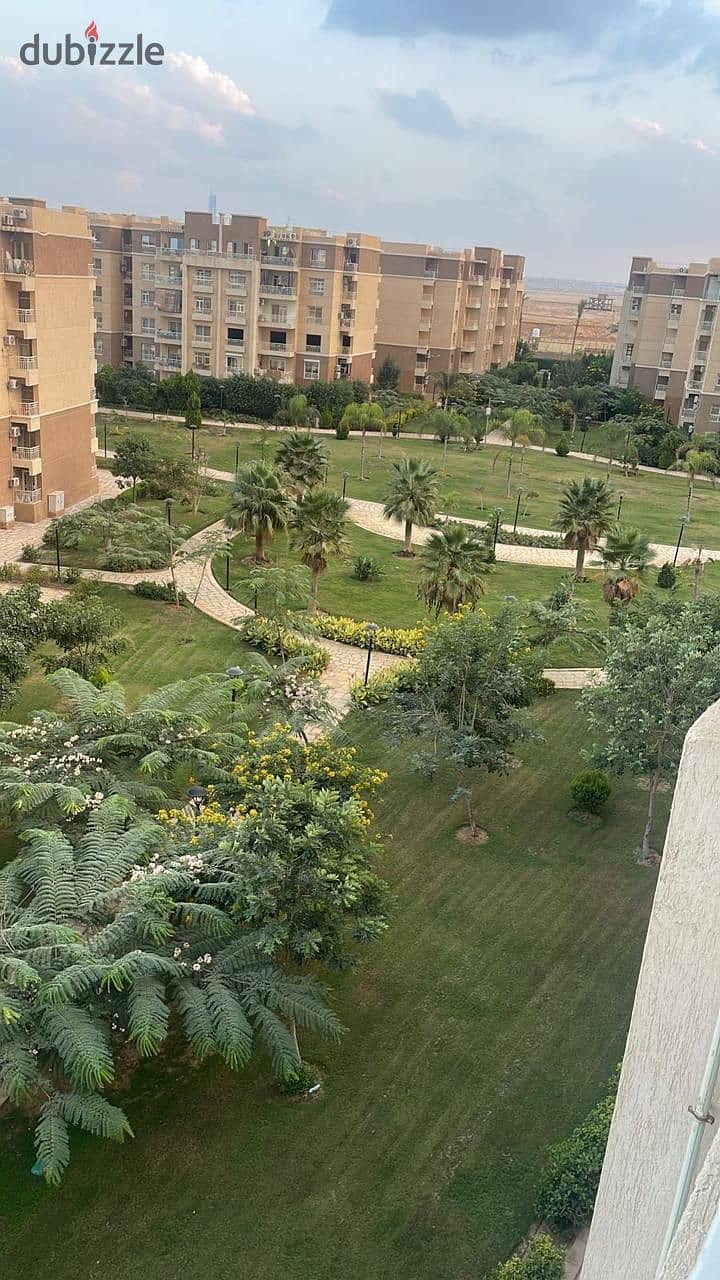 "Are you looking for comfort and privacy? 116 sqm apartment for sale in Madinaty, a prime location just steps away from First Season Park with a garde 0