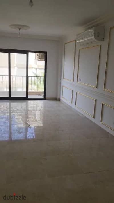 شقة 195م نص فرش تشطيب مميز للايجار فيفث سكوير المراسم  Apartment rent Marasem