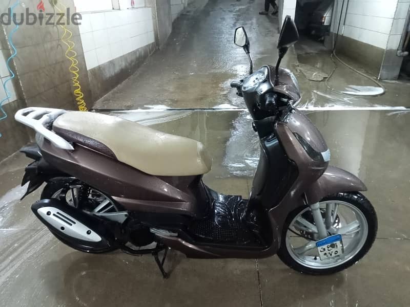 Peugeot tweet 150cc 0