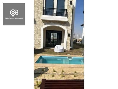 Fully finished villa with air conditioners, installments up to 12 years from Mark in the heart of New Cairo