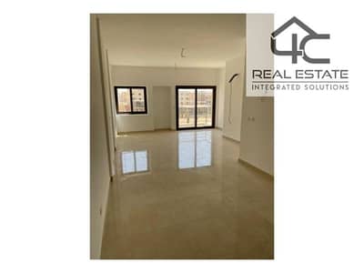 Apartment 180 m 3 bedroom fully finished view land scape  for sale with down payment and instalment in fifth square new cairo compound delivery 2025