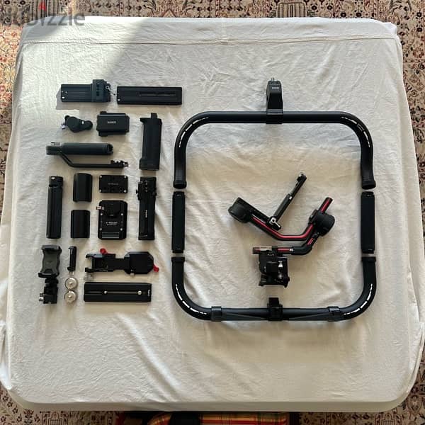 DJI RS3 Pro Combo Complete Package 0