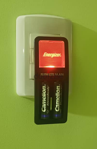 Energizer Mini Recharge Charger شاحن انرجايزر للحجارة للبطاريات AA&AAA