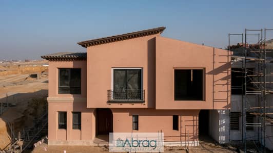 للبيع توين هاوس 270م Village West Villas الشيخ  زايد استلام سنه بتسهيلات