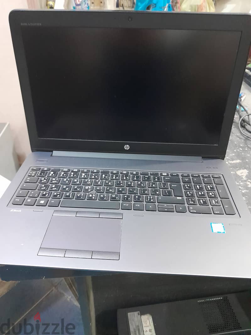 HP Zbook g4 i7 7820HQ 1