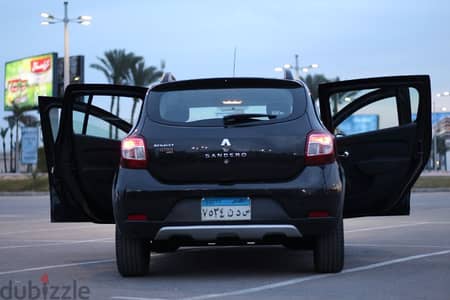 Renault Sandero Stepway 2015