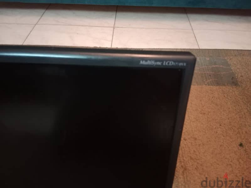 شاشة كمبيوتر NEC Monitor LCD Multisync lcd 1770vx-BK 11