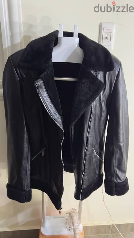 جاكت فرو اسود - black jacket with fur 1