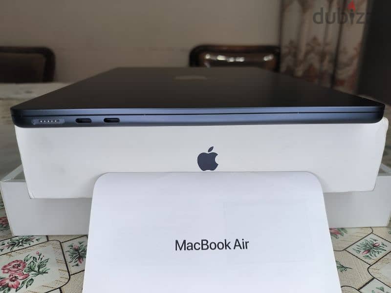 MacBook air M2 100% 0 C. C تم شراؤه من 10 ايام فقط condition 6