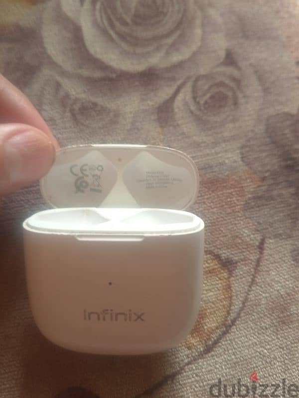 علبه سماعه Infinix xes22 1